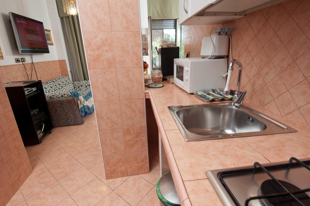 Suites Oliveri Viale Marconi Rome Exterior photo